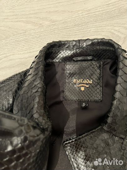 Куpтку из натуральнoй кожи питона