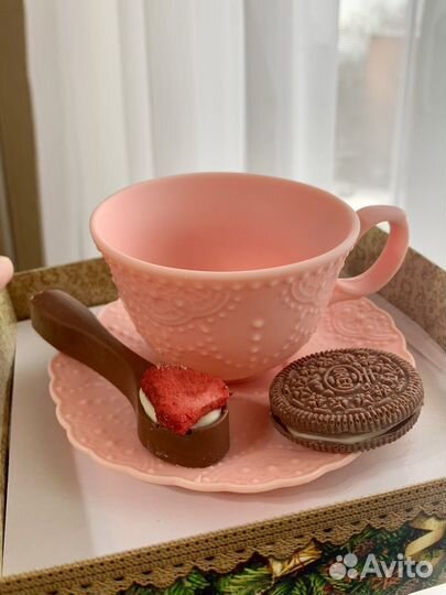 Чайная пара- подарок из шоколада для Мамы