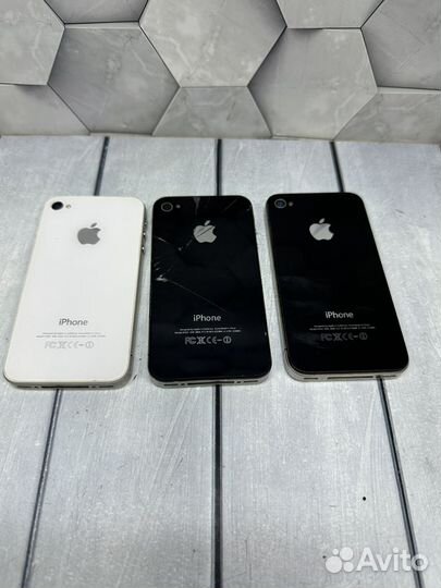 iPhone 4, 8 ГБ