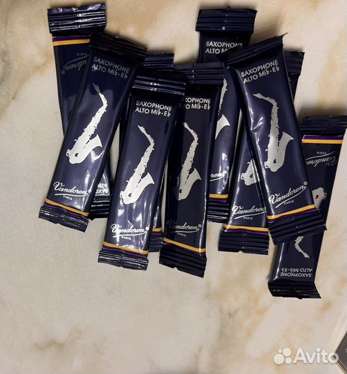 Трости для альт саксофона vandoren