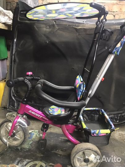 Трехколесный велосипед с родительской ручкой