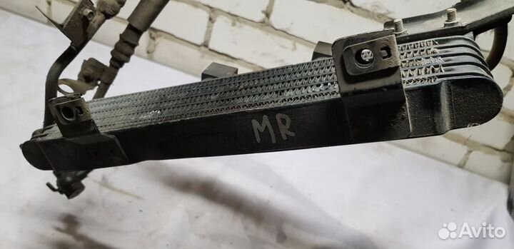 Mitsubishi Pajero 3 Радиатор масляный АКПП