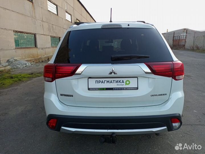 Mitsubishi Outlander 2.4 CVT, 2015, 144 600 км