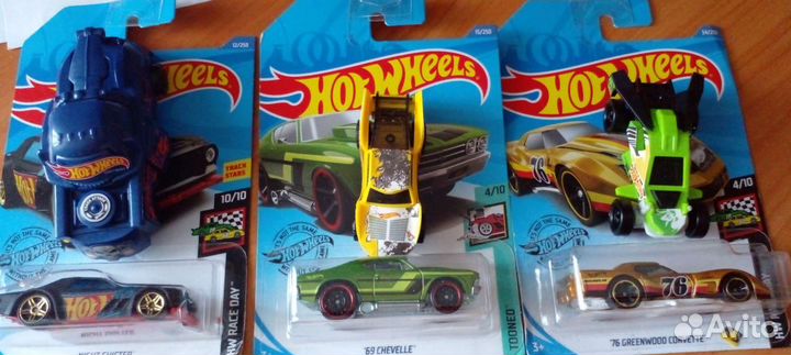 Машинки Hot wheels