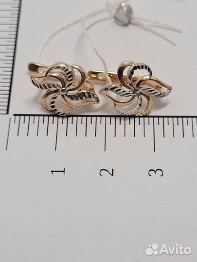 Золотые серьги