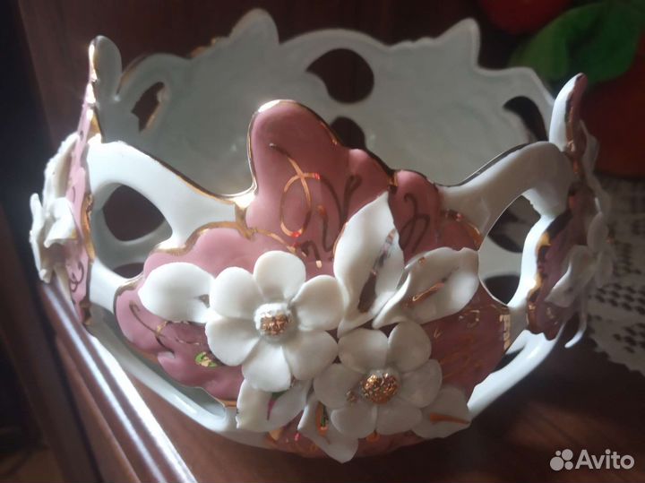 Ваза. Настоящий фарфор ручной работы. Кисловодск