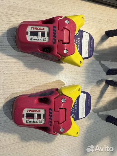 Крепления горнолыжные tyrolia 650