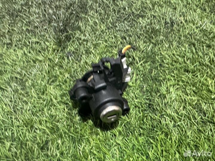 Замок багажника BMW 5 E60/E61 рест. E60 2008