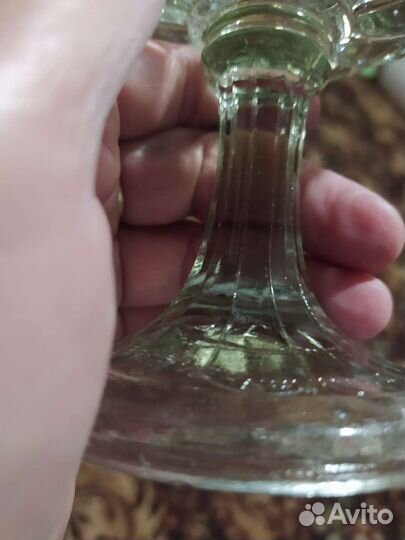 Стеклянная вазочка.Антиквариат.30-е годы