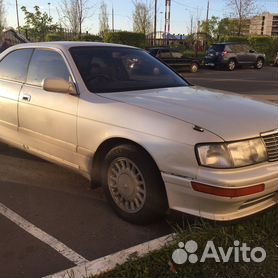 Повторитель поворота левая Toyota Crown 141 куз