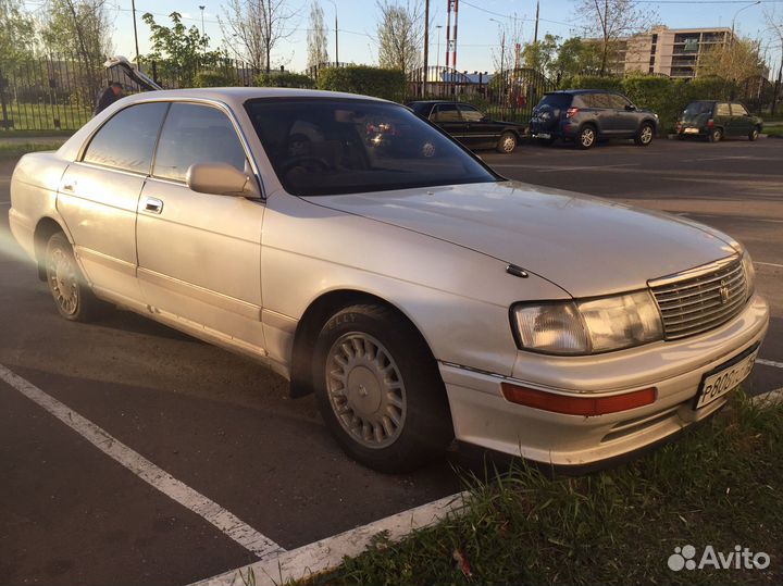 Подушки кузова Toyota Crown 130-140 кузов комплект