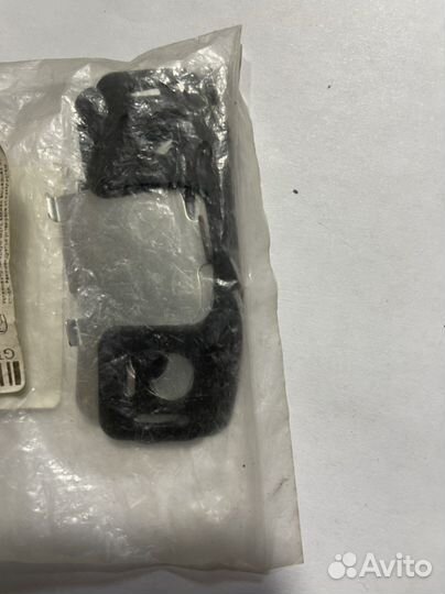 Mitsubishi MN102873 Накладка антискрип