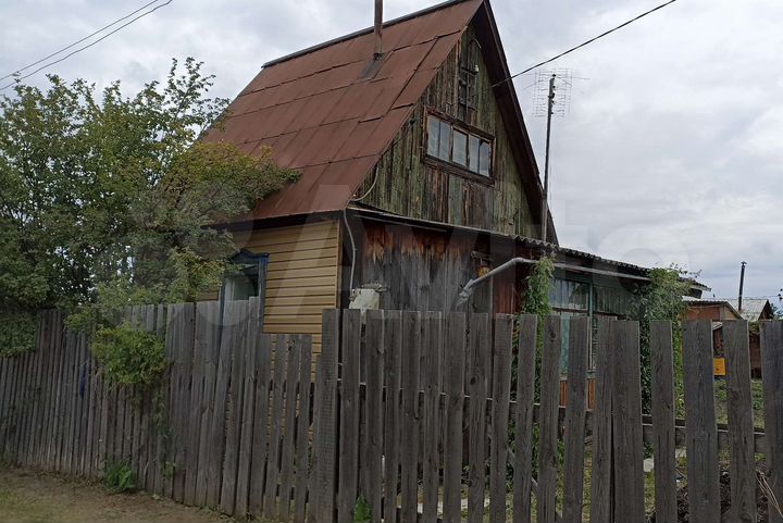 Дача 20 м² на участке 6 сот.