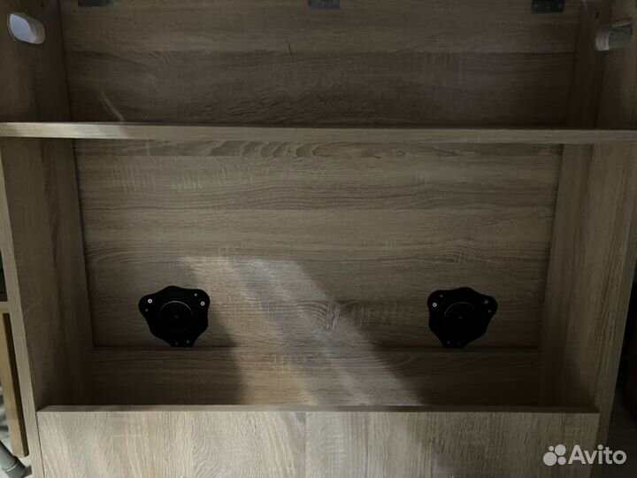 Стол книжка