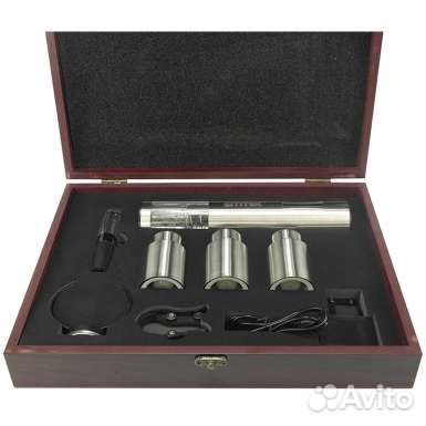 Подарочный винный набор 