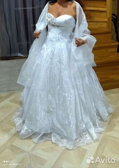 Свадебное платье 44 - 46 размер новое