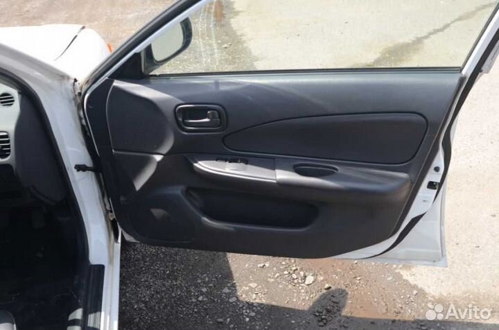 Разбор nissan AD 2001