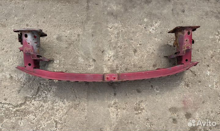 Усилитеь бампера Mazda 3 BK