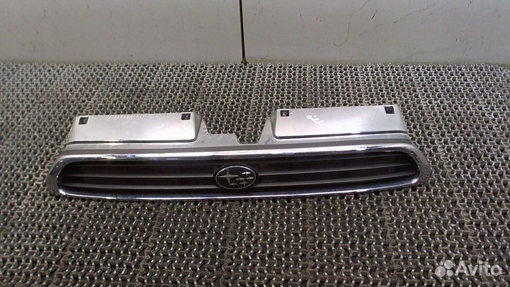 Решетка радиатора Subaru Legacy (B11), 1995