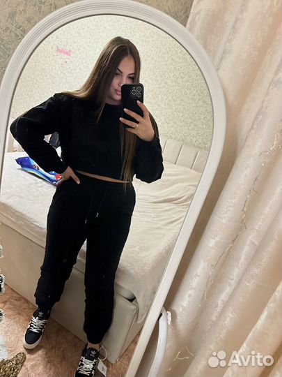 Костюм спортивный