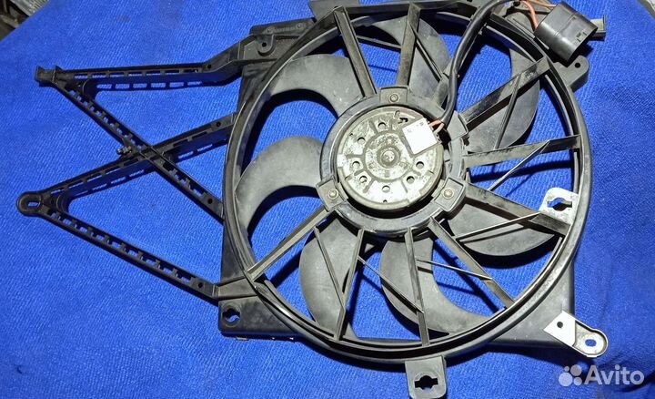 Вентилятор охлаждения Opel Astra h