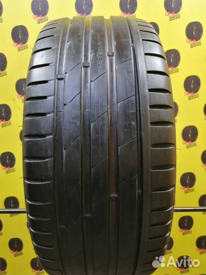 Nokian Tyres Nordman SZ 235/45 R17