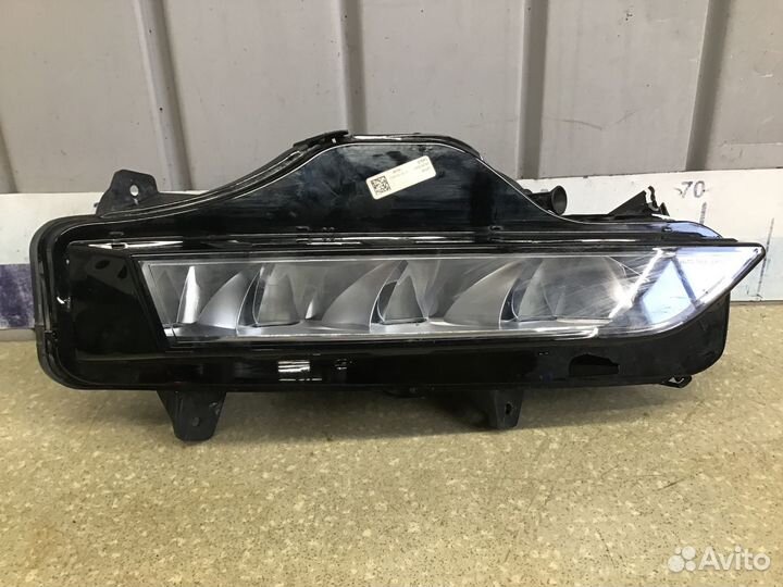 Фара противотуманная левая Skoda Octavia (A7) 2013