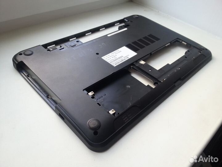 Нижняя часть ноутбука Dell 3721. Отпр. в регионы