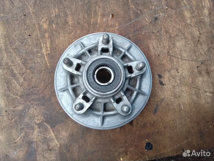 Ступица заднего колеса Honda CB-1