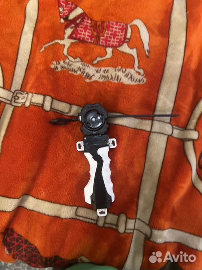 Запускатель бейблейд