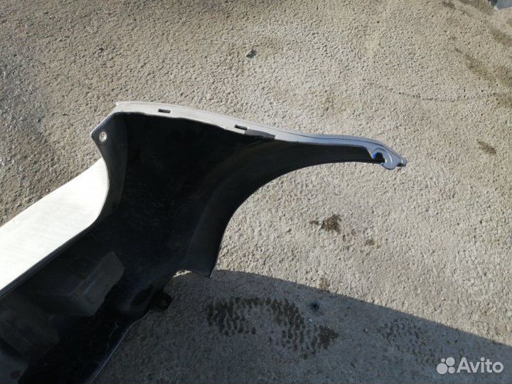 Бампер задний Nissan Cube Z11