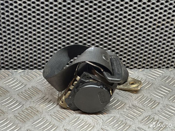 Ремень задний левый Mercedes-Benz W210