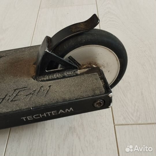 Трюковой самокат Tech Team