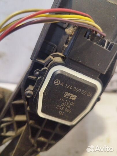 Педаль газа Mercedes Gl X164