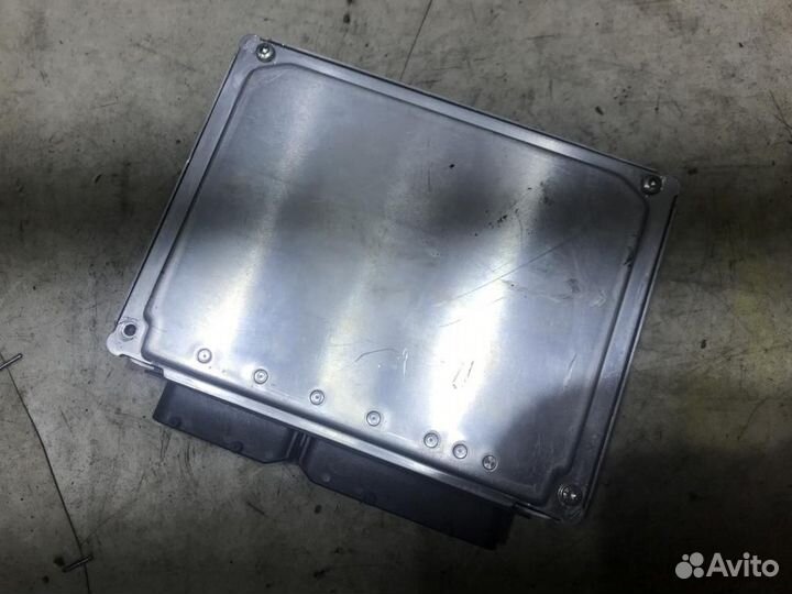 7L0907553F Блок управления пневмоподвески Tuareg 1