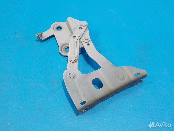 Петля капота правая land rover Range Rover Vogue 3