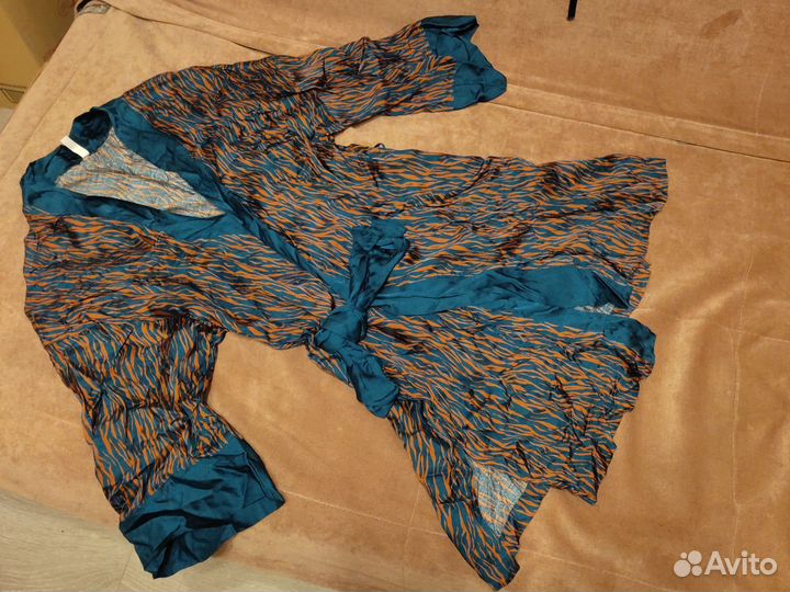 Кимоно intimissimi из вискозного атласа S/M