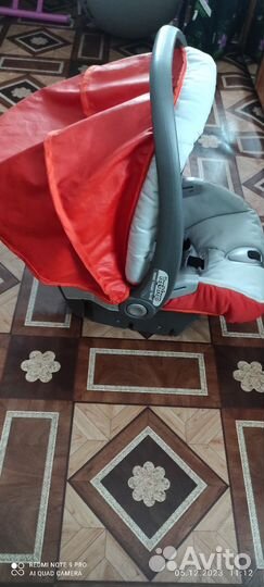 Продаю детское автокресло