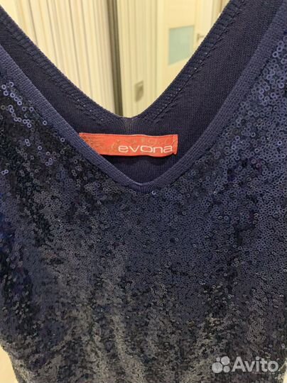 Платье в пайетках