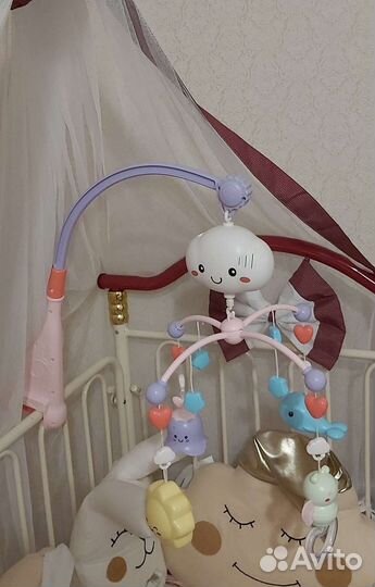 Мобиль музыкальный в кроватку 