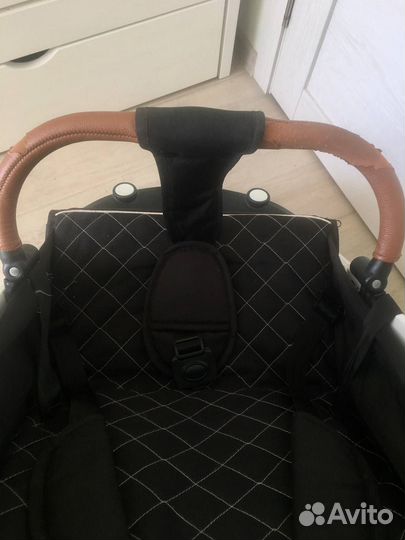 Коляска прогулочная yoya plus 3