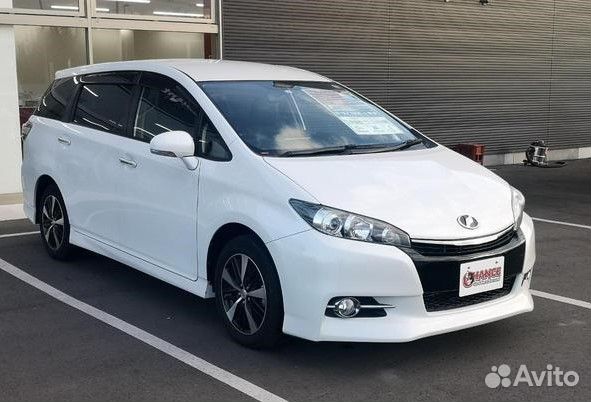 Toyota Wish 1.8 CVT, 2014, 75 000 км