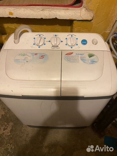 Стиральная машина с вертикальной загрузкой