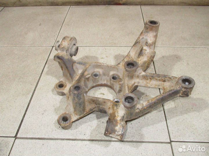 Кулак поворотный задний правый Opel Vectra C