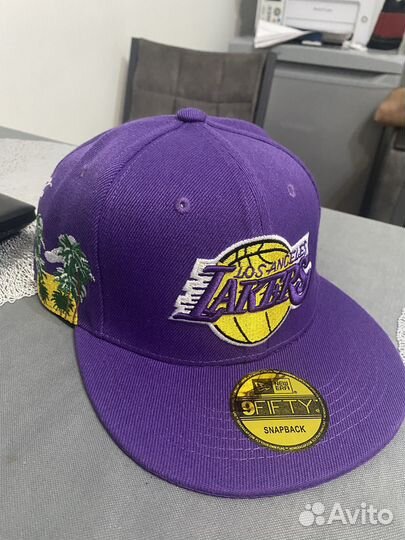Бейсболка снэпбэк новая