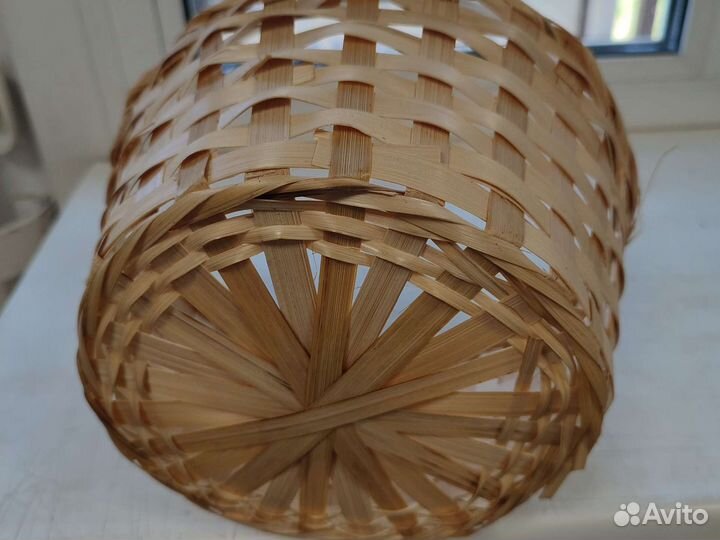 Корзина плетеная из лыка