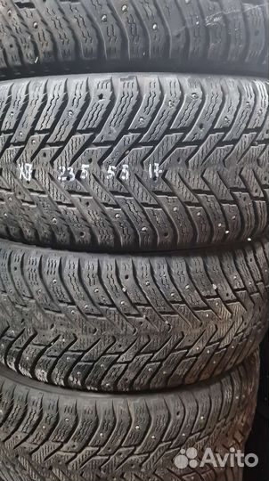 Nokian Tyres Hakkapeliitta 8 235/55 R17