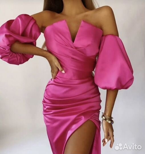 Вечернее платье розовое корсетное новое атласное