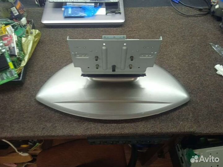 Подставки для телевизоров