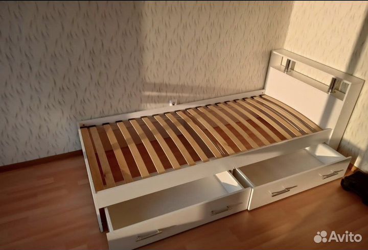 Кровать новая